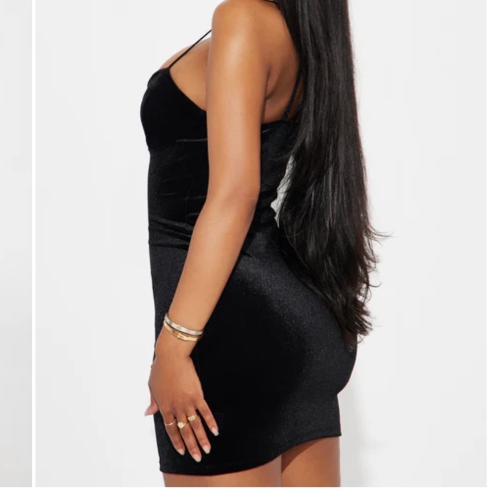 Black Velvet Dress - Picture 3 of 6